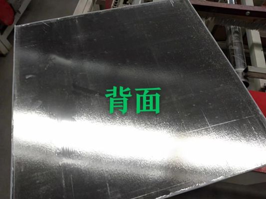 Platen van plafond- of muurplaten van waterdicht gips